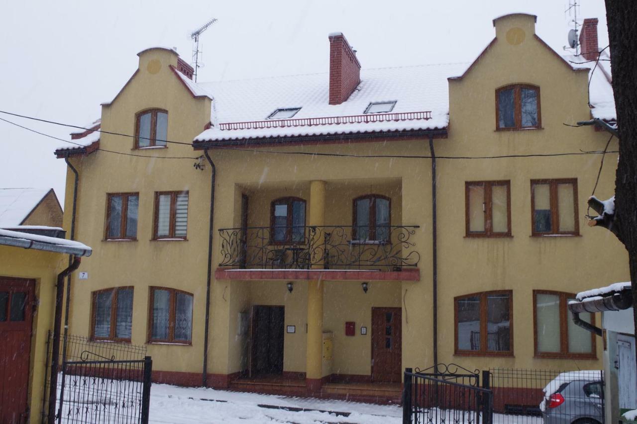Apartament Goscinny Lancut Exterior photo
