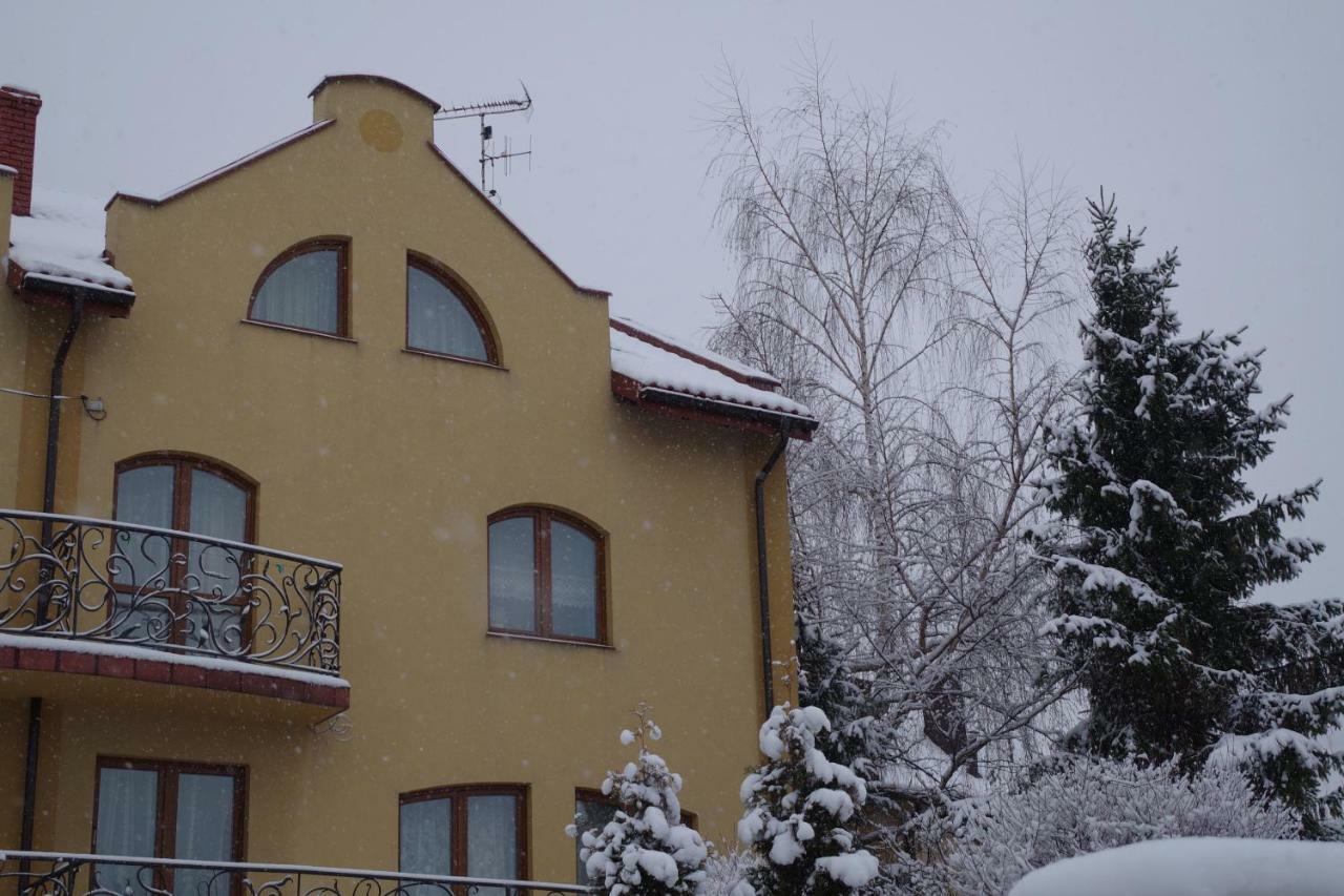 Apartament Goscinny Lancut Exterior photo